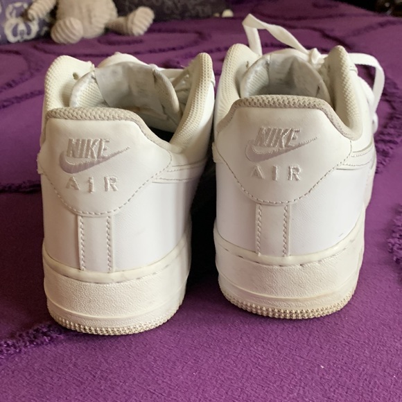 air force 1 tennis shoes